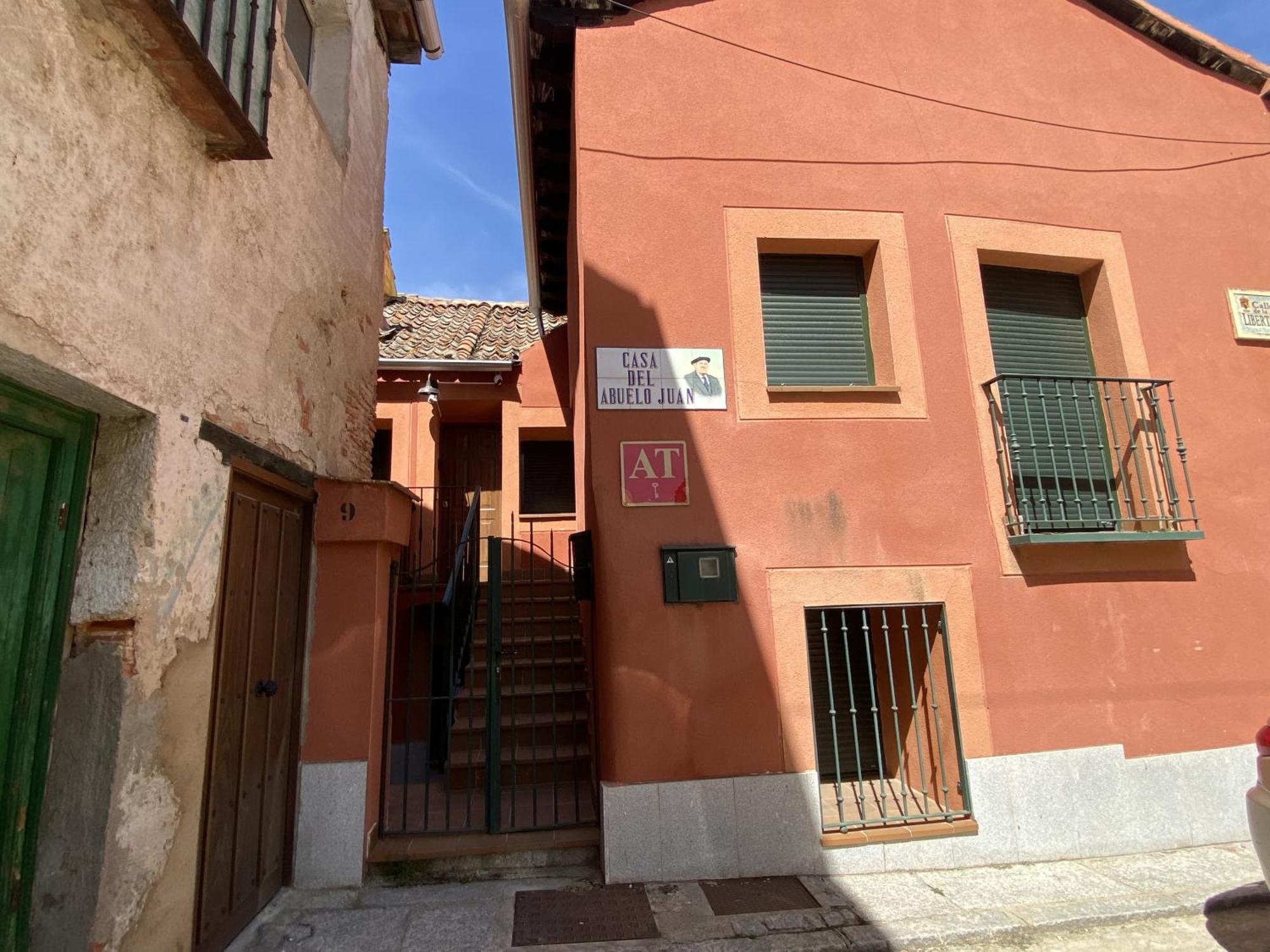 Apartamentos "Casa Abuelo Juan" San Ildefonso ภายนอก รูปภาพ